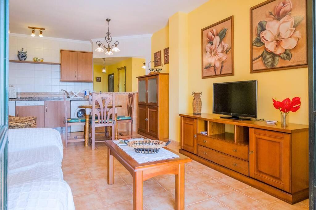 Bonito Apartamento Piscina Wifi Frigiliana Exterior photo